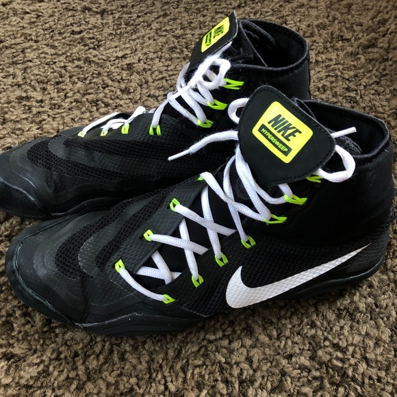 wrestling shoes hypersweeps